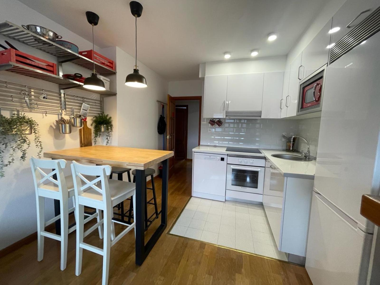 Apartamento Alba4 Jaca Esterno foto